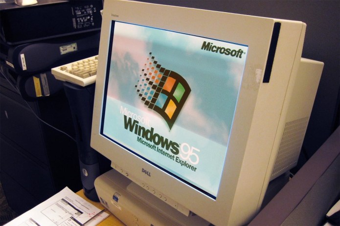 Windows 95 cumple 30 años y lo celebra empollando huevos | Digital Trends  Español